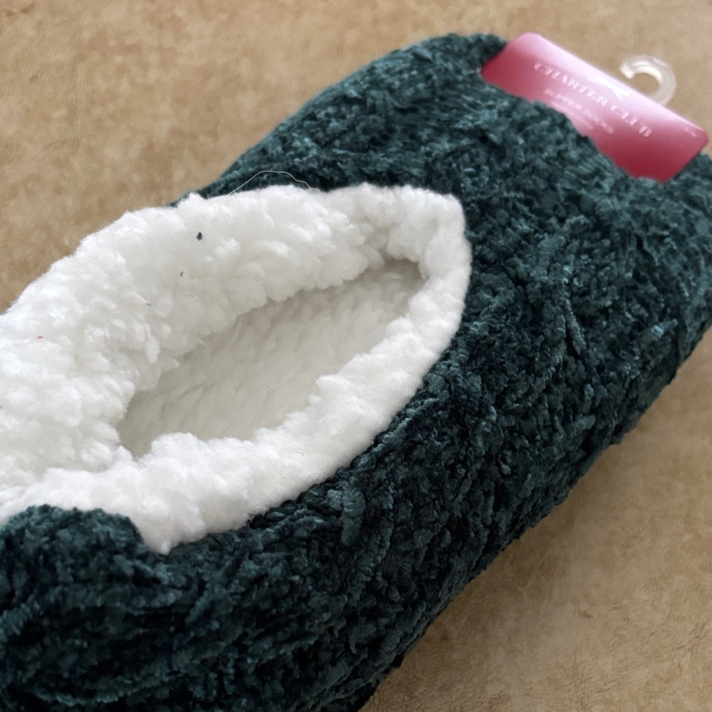 Slipper Socks  NWT charter club ped sock warm and fuzzy!